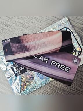 ZOX "BREAK FREE" #418 RARE HOLOGRAPHIC SATURN DIAMOND COLLECTIBLE WRISTBAND